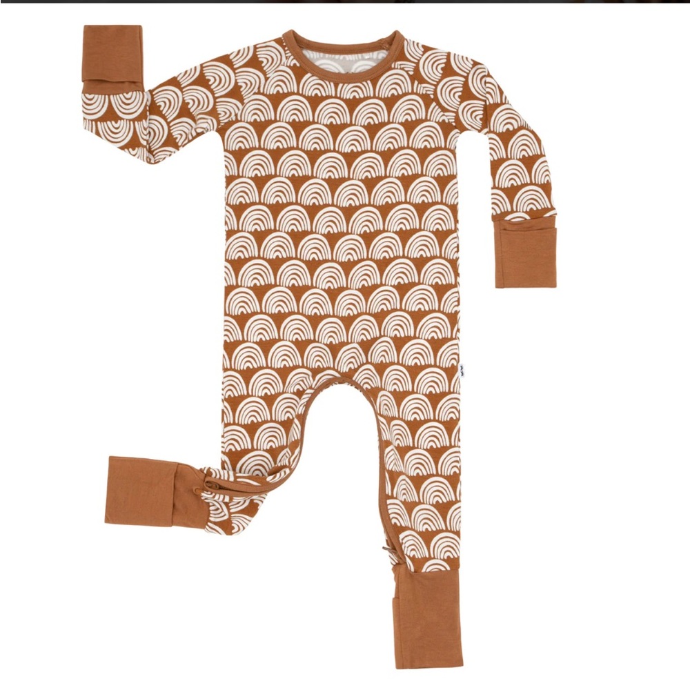 Little Sleepies Rust Rainbows Crescent Zippy in 0-3mo